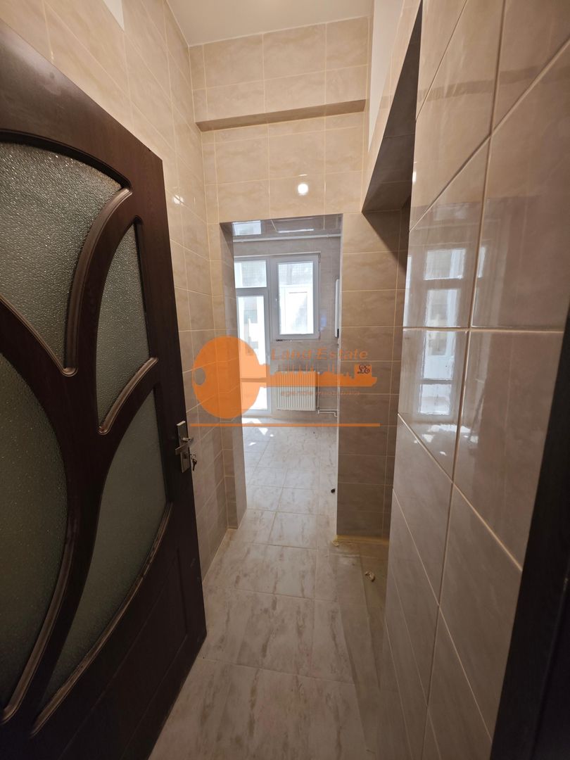 3 camere langa metrou Piata Romana - Poză 6