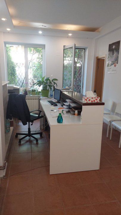 Casa Titulescu cu parcare privata -posibilitate extindere curte pana la 500 mp - Poză 9