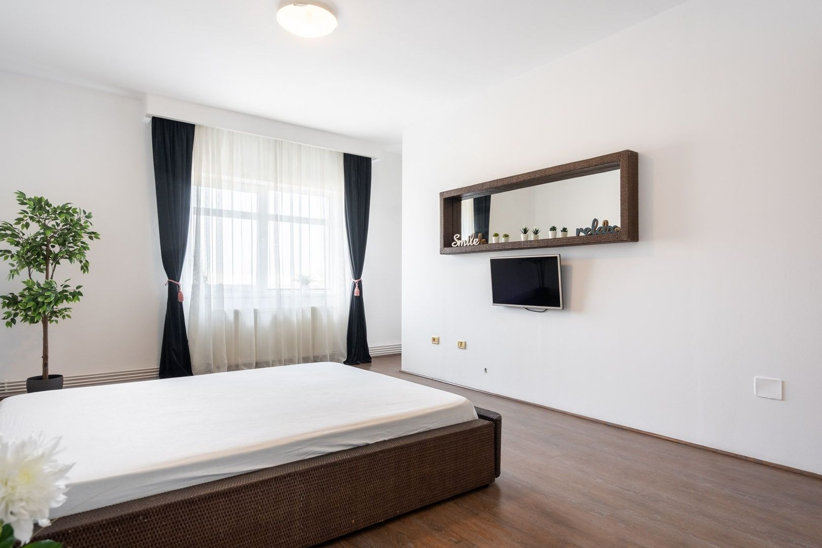 COMISION 0% - Apt 2 camere 80mp superb, complex de renume - Pta Alba-Iulia - Poză 2