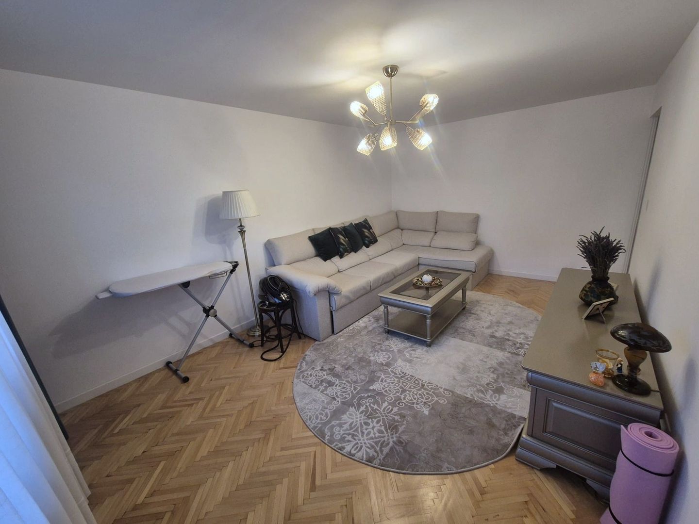 Apartament 3 camere, decomandat, et.1, Ampoi 3 - Poză 2