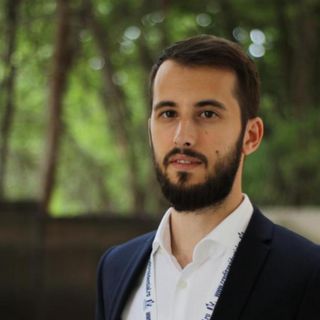 Valentin Tarau - Creditrezidential.ro