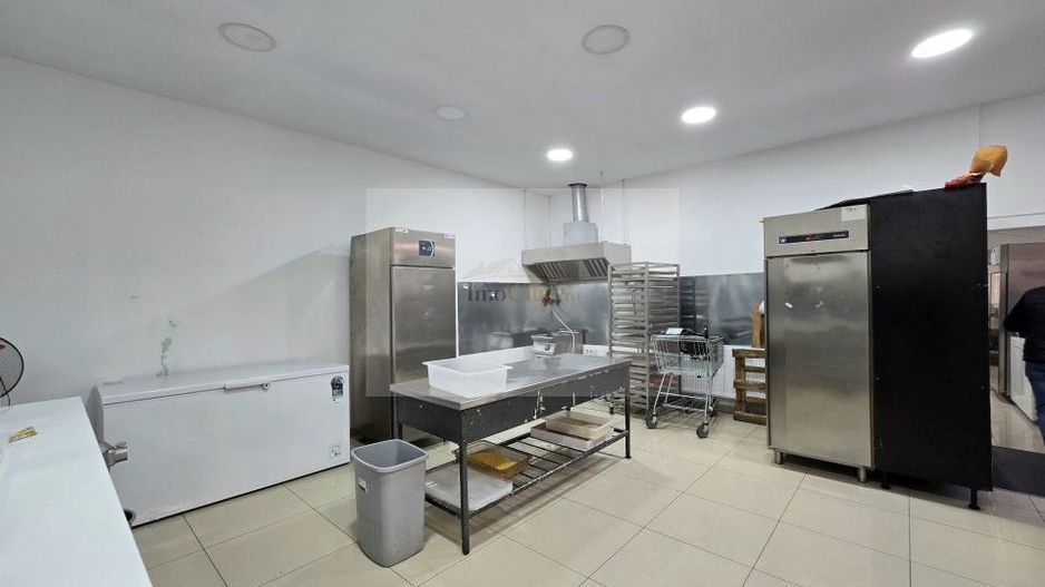 Vanzare spatiu comercial-Ultracentral-CLUJ- 86.7mp, 1.200€/lună Chirie - Poză 8