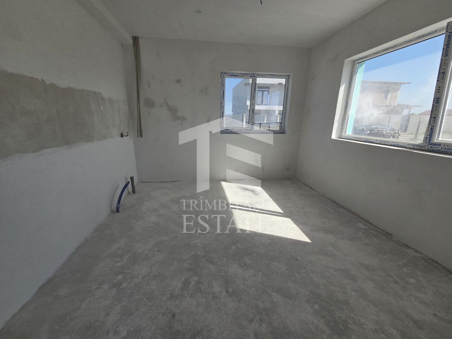 OVIDIU-POIANA- Vila tip duplex | terasa circulabila | gaz | curte - Poză 22