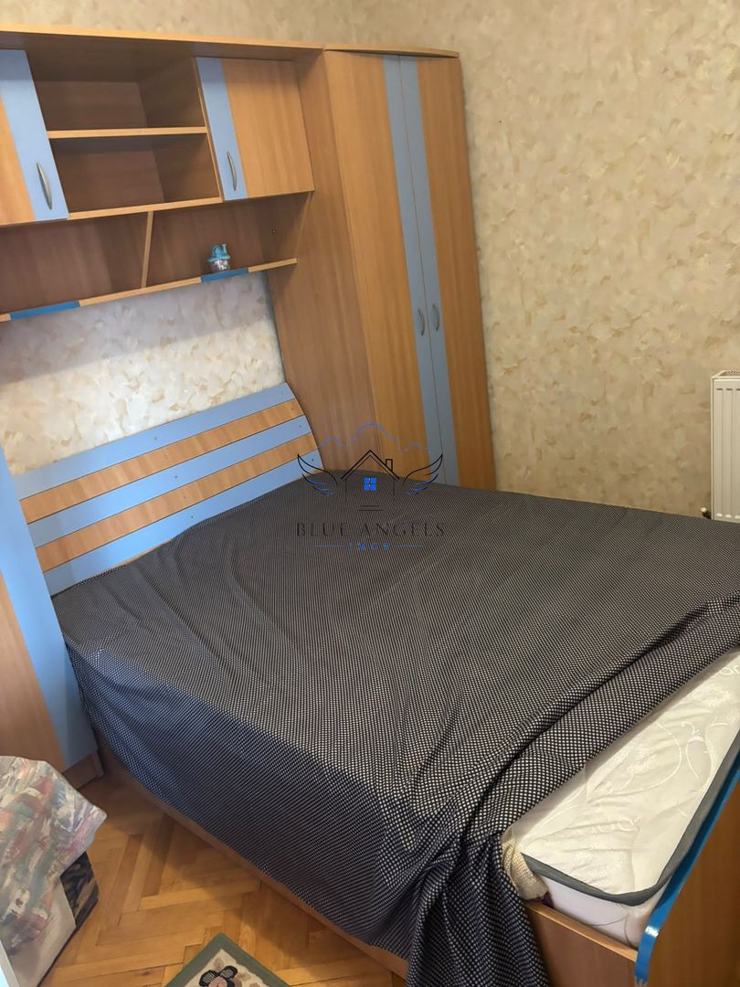 Apartament cu 3 camere – zona centrală - Poză 2