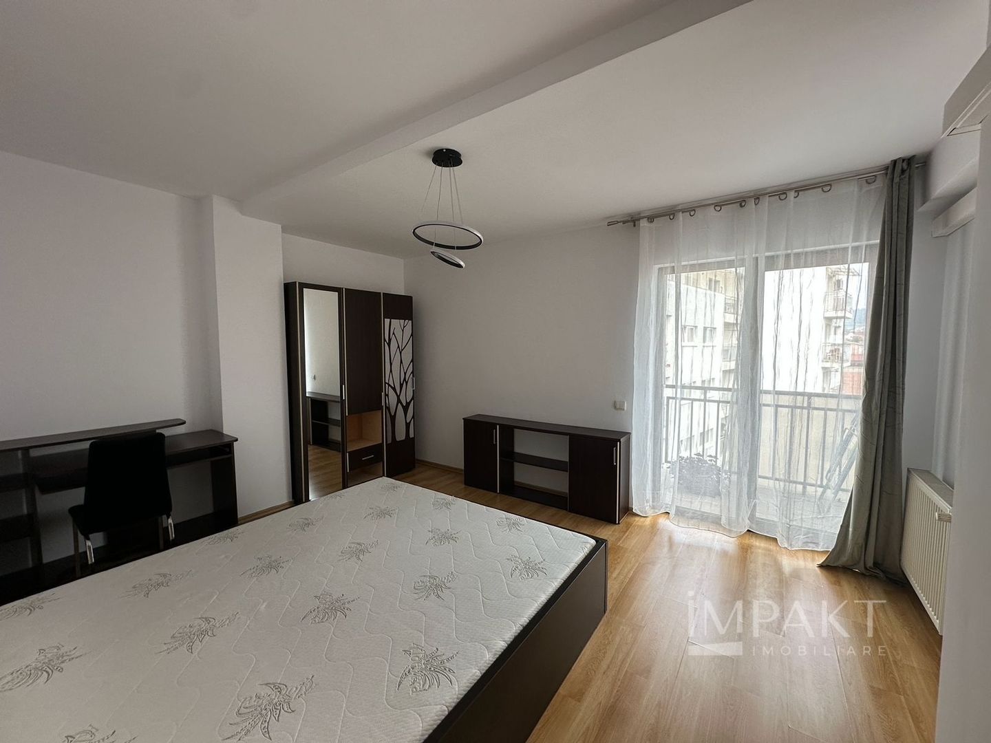 Apartament de inchiriat cu 3 camere,zona semicentrala! - Poză 7