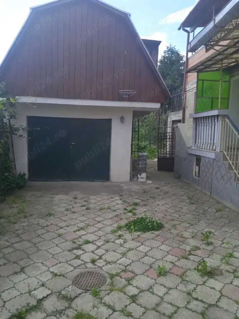 Casa cu etaj de vanzare zona 14Mai - Poză 2