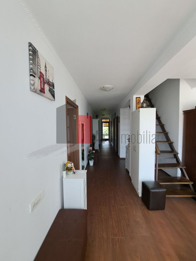 Casa individuala Valu lu Traian - teren mare 1000 mp - Poză 10