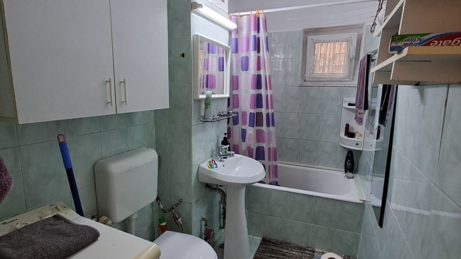 Apart 1 camera decomandat Sagului-Piata Doina - Poză 5