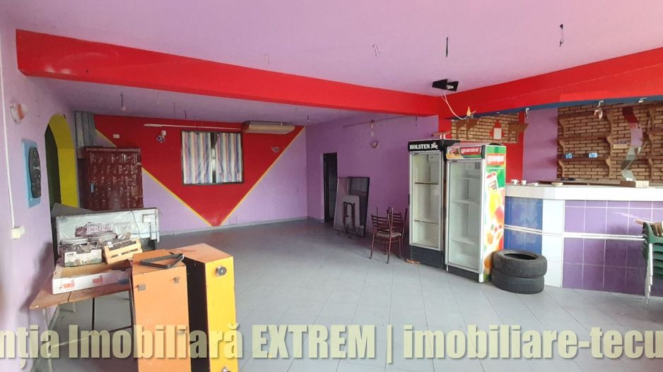 Casă şi spaţiu multifuncţional, bar, sală de evenimente în Brătuleşti - Poză 3