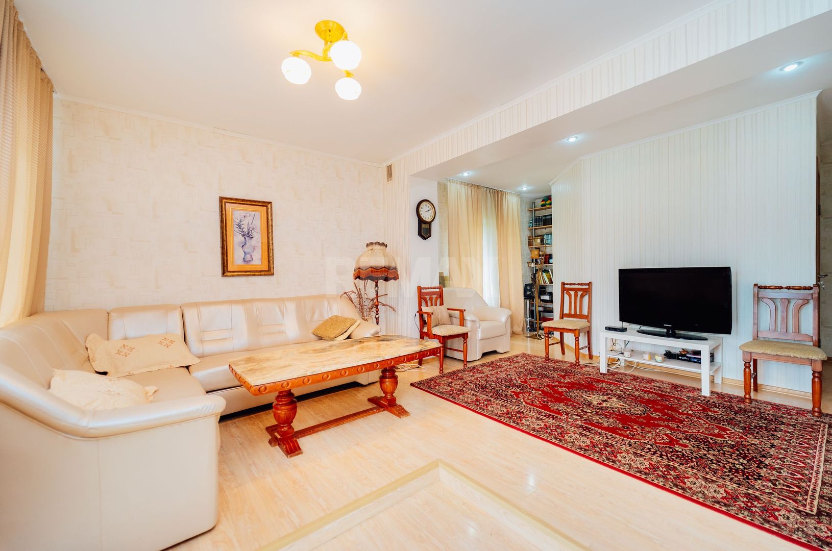 Casa cu 3 nivele Bălțata gata de trai - Poză 15