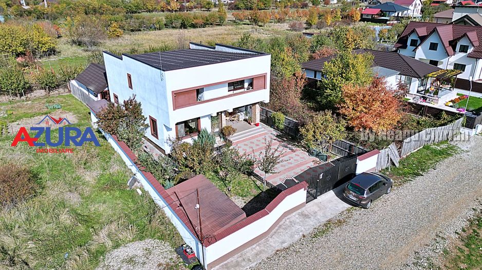 AZURA Imobiliare - 2 Case, 1 Camin - Smeura 250 m din DN zona Hintesti - Poză 3