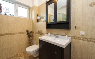 Rezervat/Zona Centrala/Casa Spatioasa/Mobilata Utilata - Poză 19