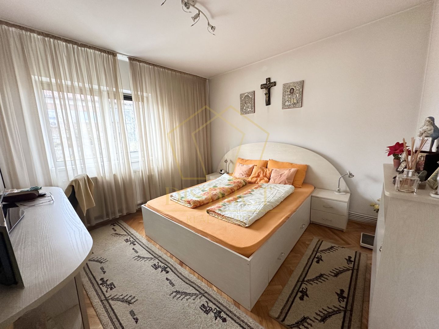 Apartament deosebit cu 3 camere | Soarelui - Poză 5