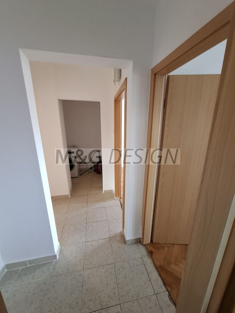 Aradului, 3 camere decomandat, 2 bai - Poză 25