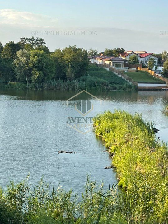 Teren cu iesire la Lacul Snagov, ponton privat cu foisor, piscina si sauna - Poză 5
