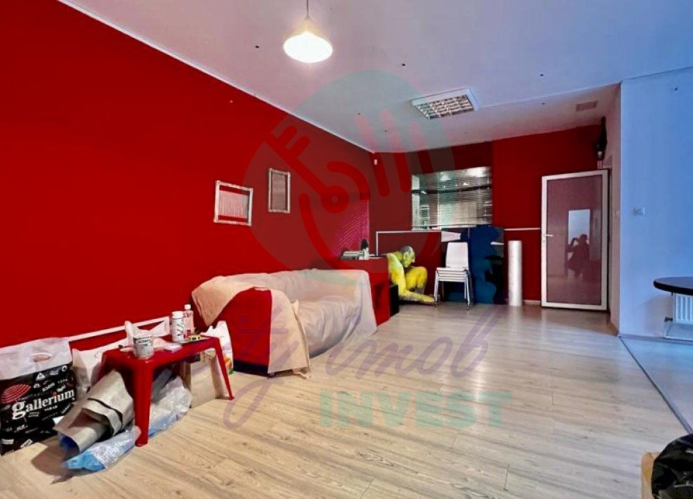 IMOBIL RENOVAT CU CURTE PROPRIE- ROND COSBUC - Poză 14