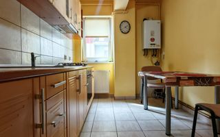 Apartament Decomandat – Etaj 1, Zona Turnișor - Poză 3