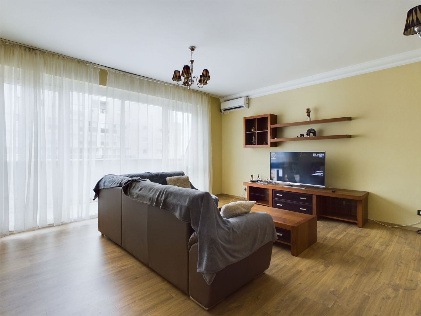 Apartament 3 camere R15 UTA - Poză 4