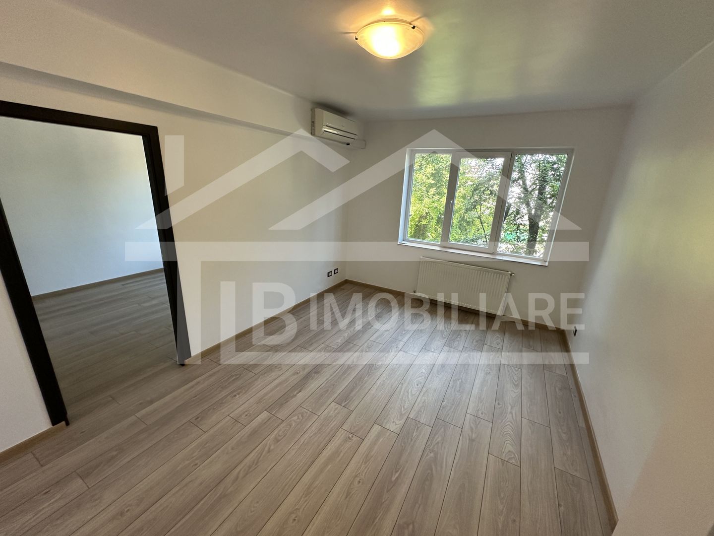 Spatiu de inchiriat, 50mp, birouri, Zona Ultra-Central - Poză 3