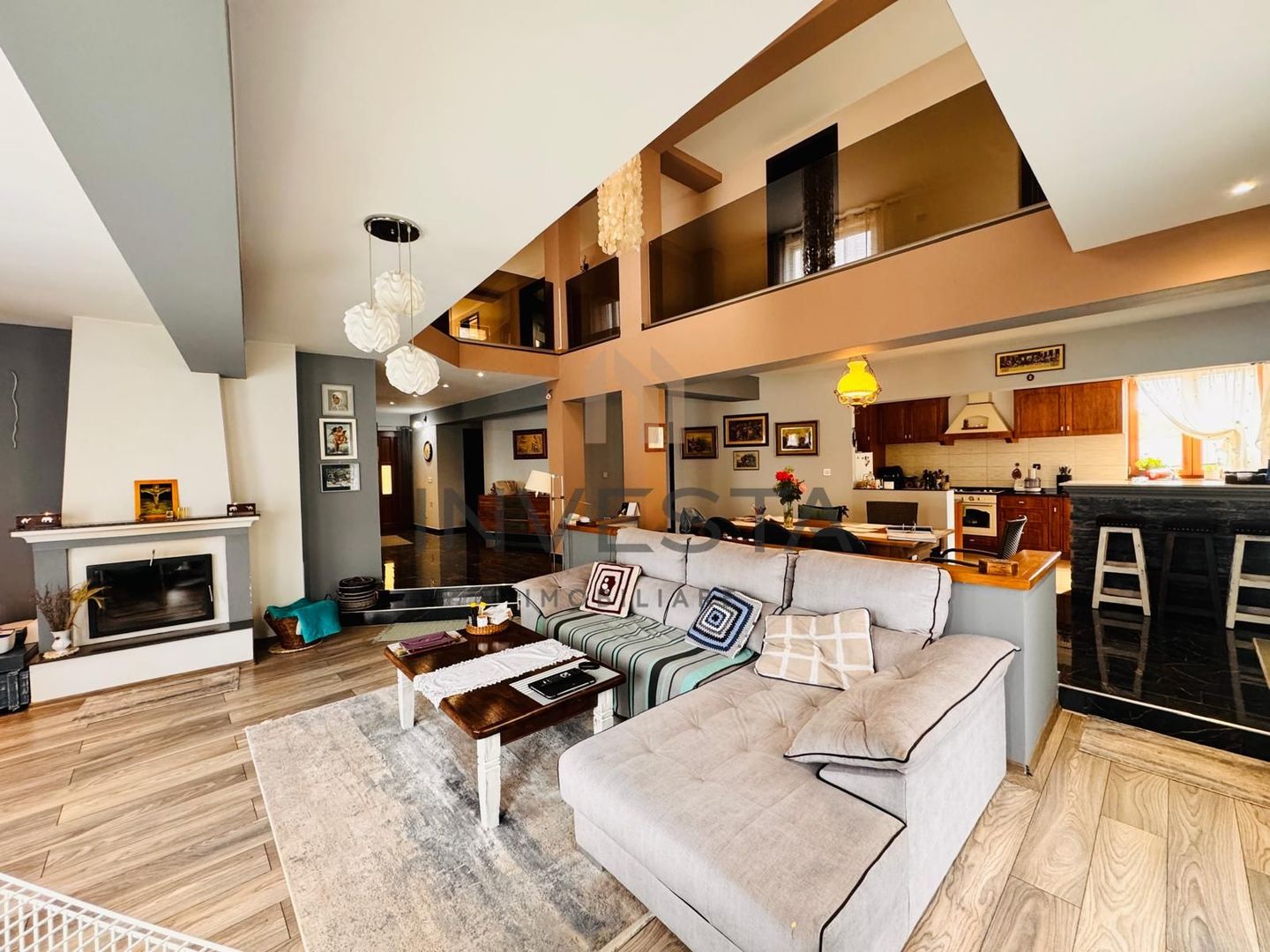 DE VANZARE CASA INDIVIDUALA 300 MP | 700 MP CURTE - Poză 9