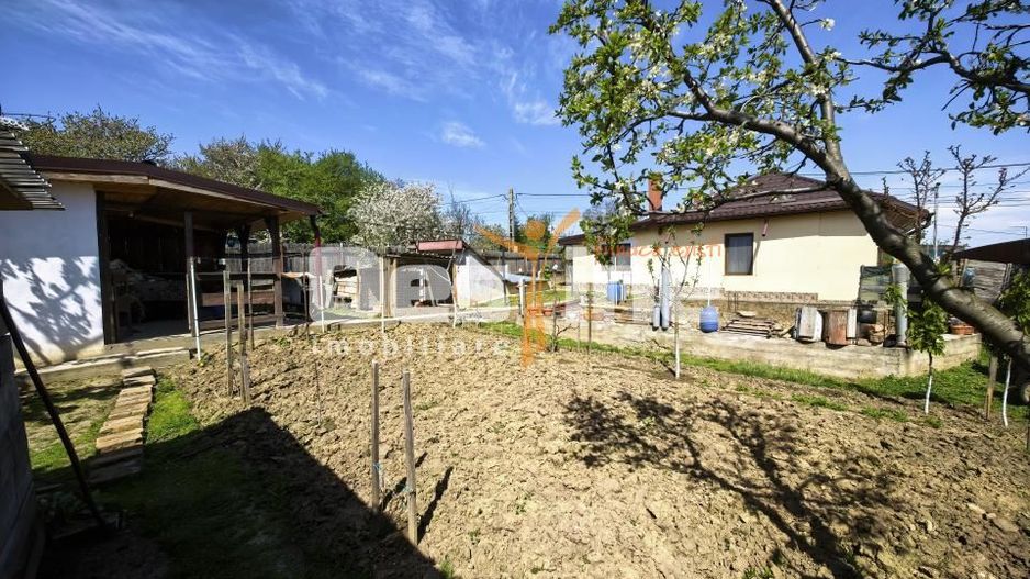 Casă 4 camere și 720 mp teren + beci și anexe - Poză 20