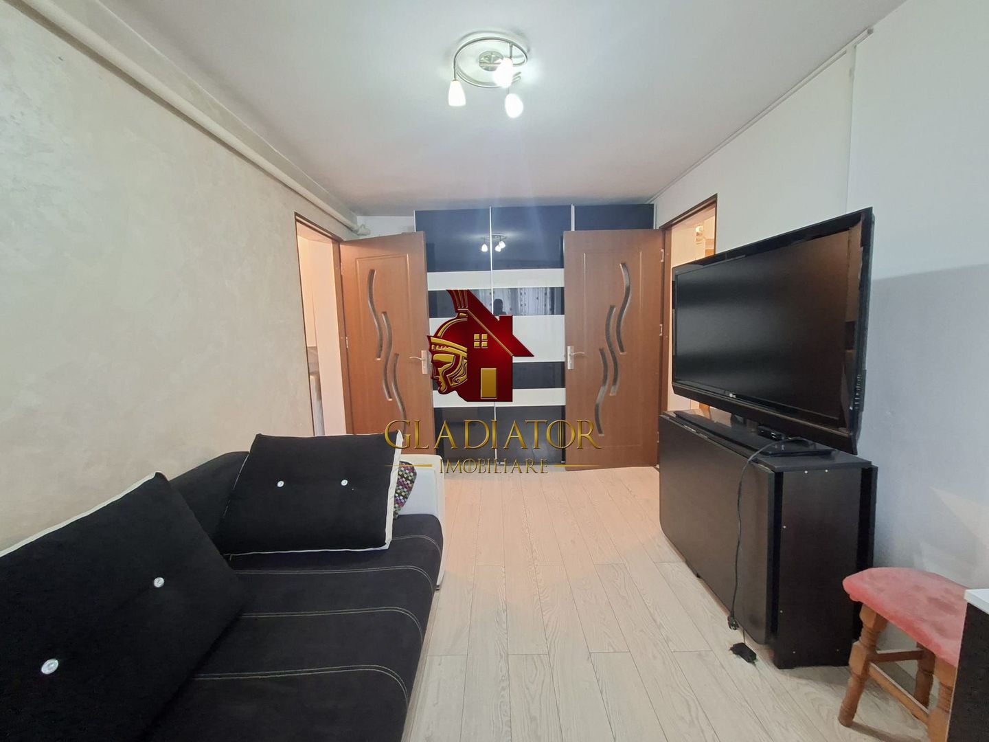 Podu Ros - apart mobilat si utilat, 2 camere, disponibil imediat - Poză 1