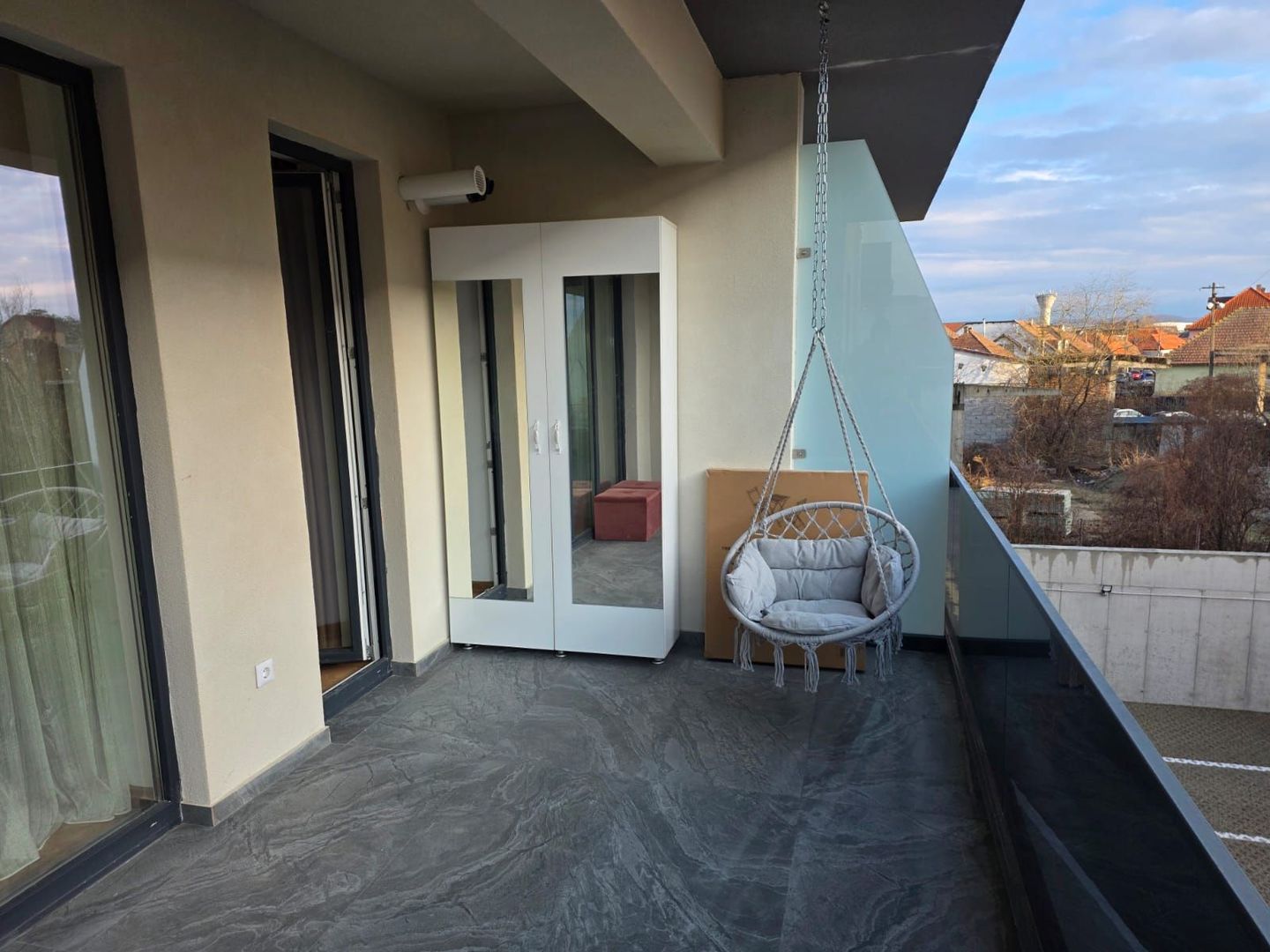 Apartament 3 camere de închiriat – zonă centrală, lângă Mall-ul nou - Poză 25