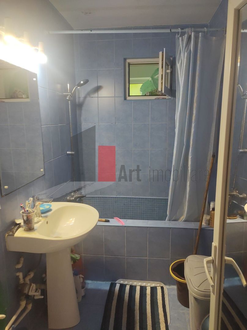 Vânzare apartament 3 camere Bd. Obregia - Turnu Măgurele - Poză 13