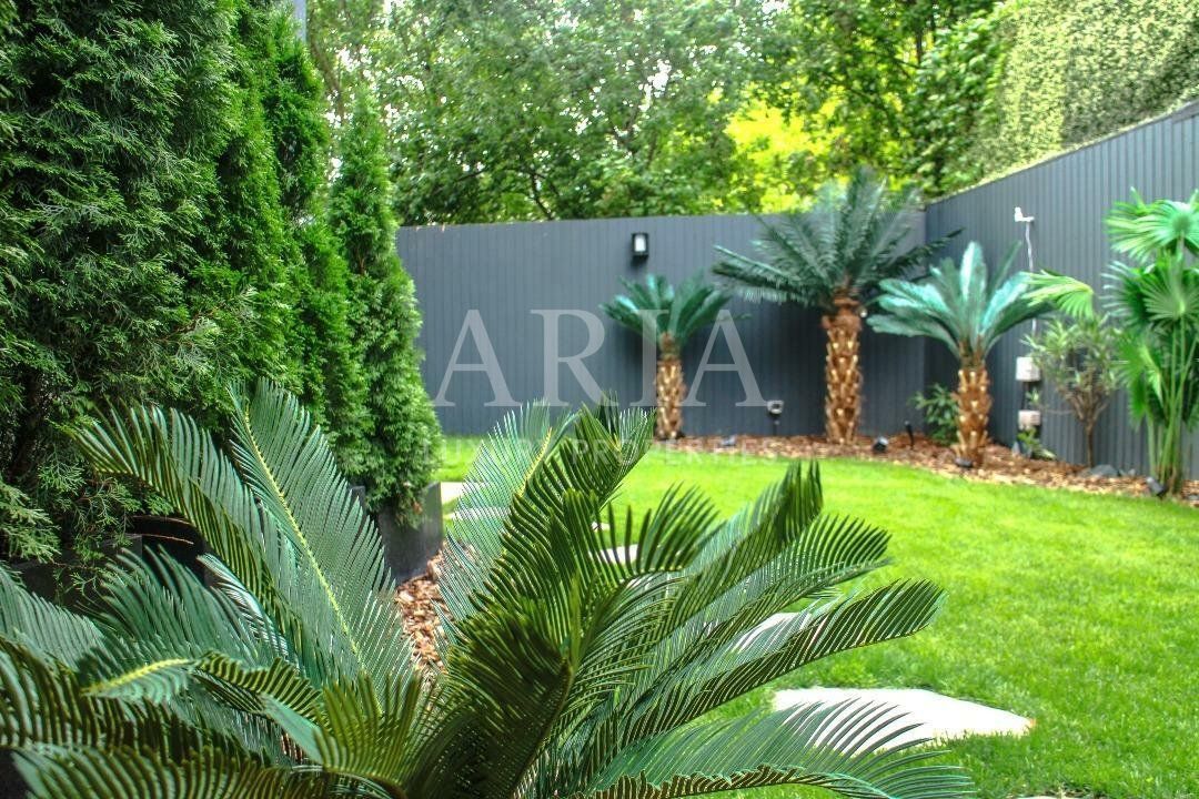 LUXURY APARTMENT WITH GARDEN - Poză 15