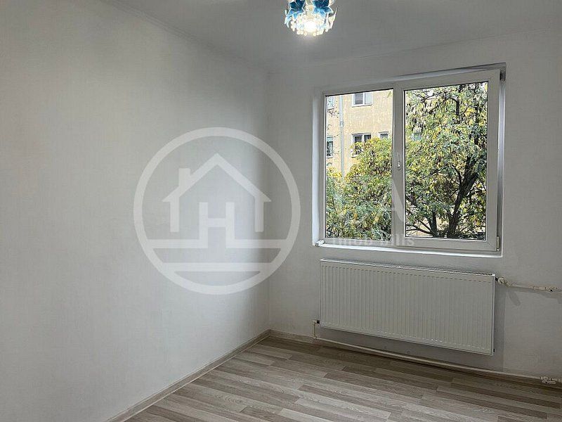 Apartament cu 3 camere de vanzare in Velenta Oradea - Poză 2