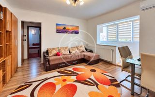 Apartament cu 3 camere de închiriat în zona Rogerius, Oradea - Poză 2