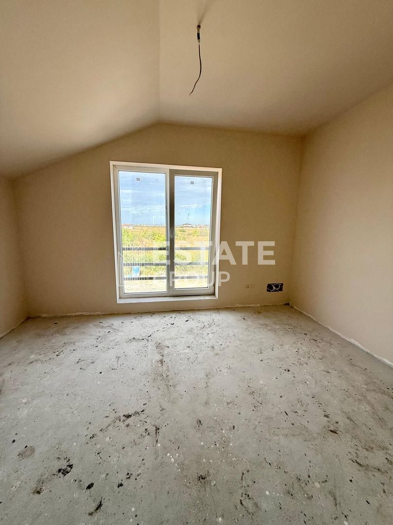 Duplex cu 4 camere despartit prin carport in Mosnita Noua! - Poză 10