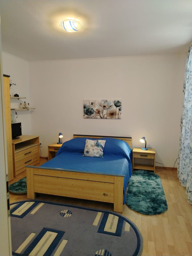 Apartament 3 camere de închiriat în vilă | 2 terase | Loc de parcare - Poză 1