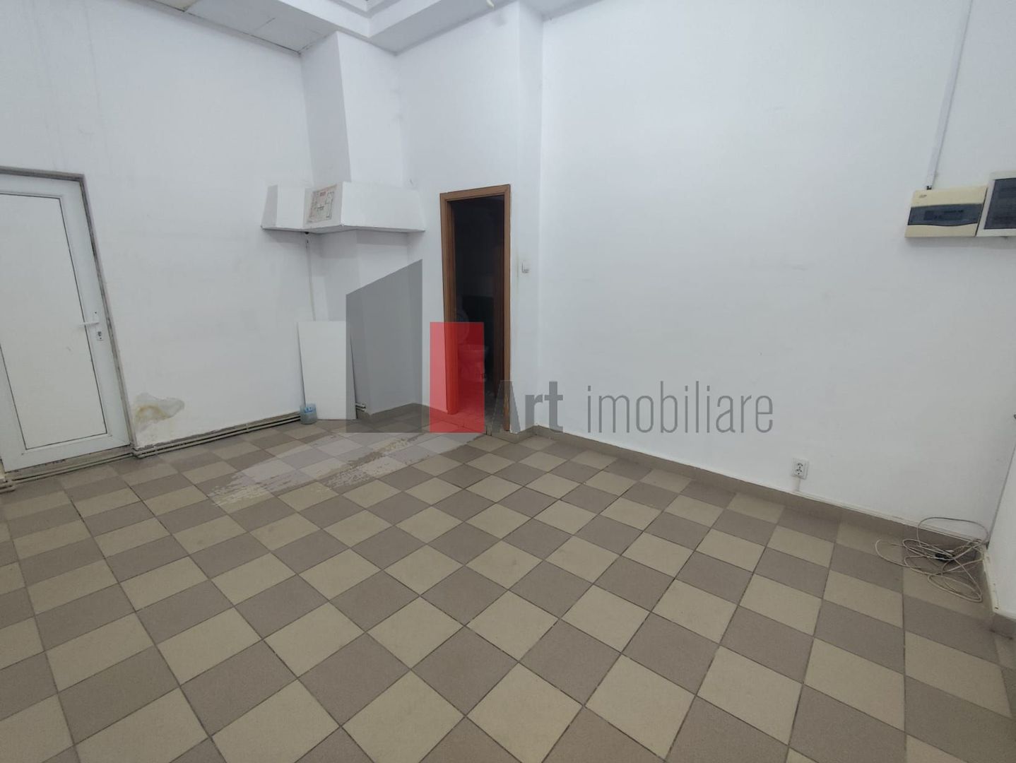 Spatiu comercial de inchiriat zona Bulevard Timisoara - Poză 2