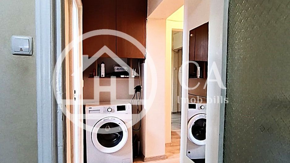 Apartament de vânzare cu 3 camere în zona Rogerius, Oradea - Poză 10