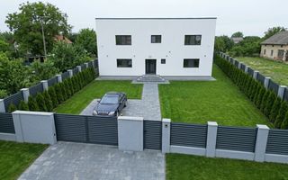 Vila Tătărani - 280 mp utili - 500 mp Teren - 8 Camere + 4 Băi - Poză 1