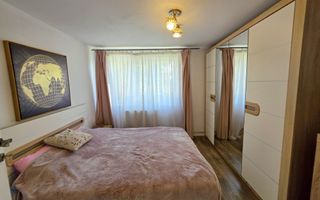 1/2 Duplex mobilat, utilat, 3 camere, 323 mp teren, Cetate, zona Schit - Poză 13