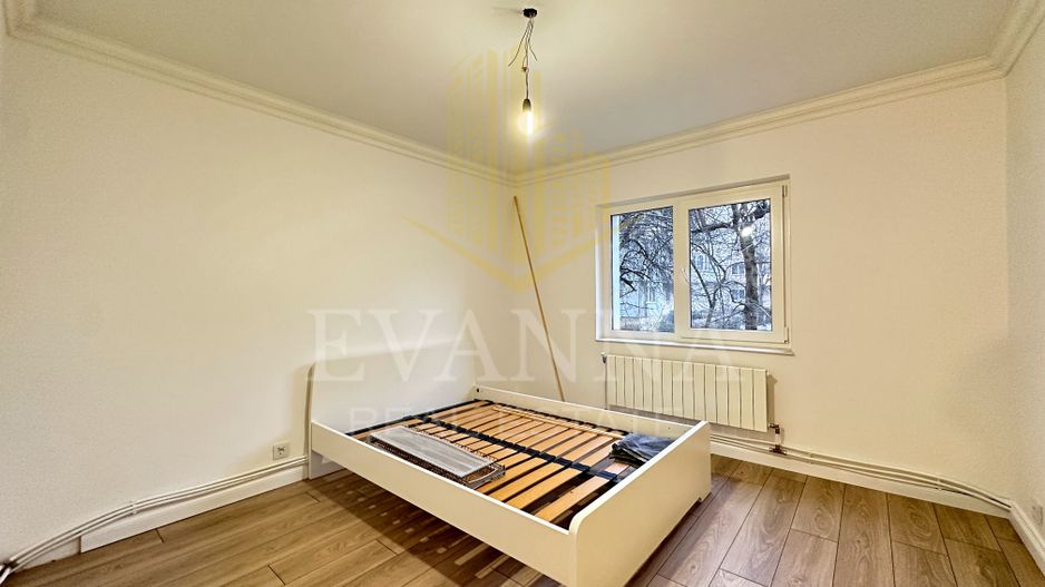 3 camere, decomandat - strada Mărășești - Poză 5