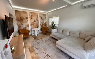 Casa PREMIUM 4 camere 2 bai - Garaj - MOBILATA complet - Poză 6