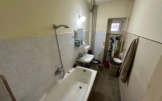 Apartament 3 camere, 2 bai, Bd. Independentei 204.000 euro - Poză 5