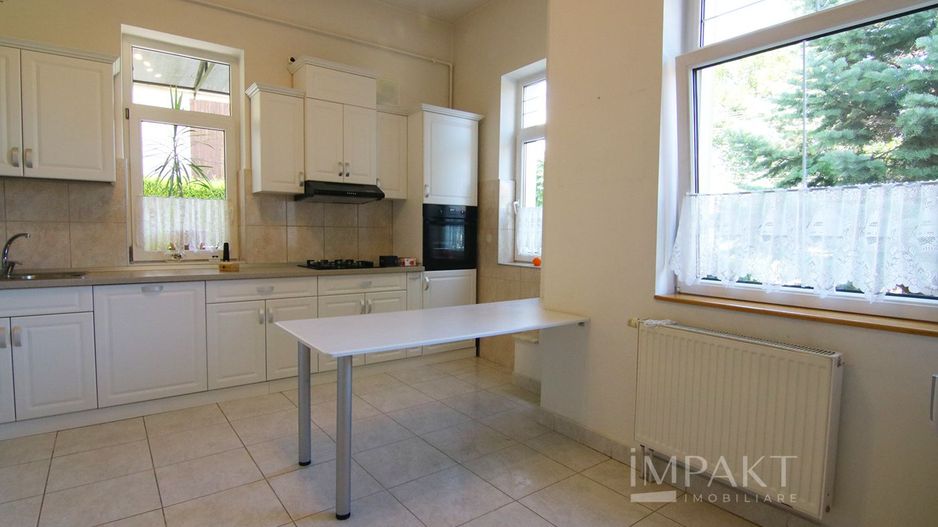 Casa individuala situata la 2 minute de Parcul Engels ! - Poză 9