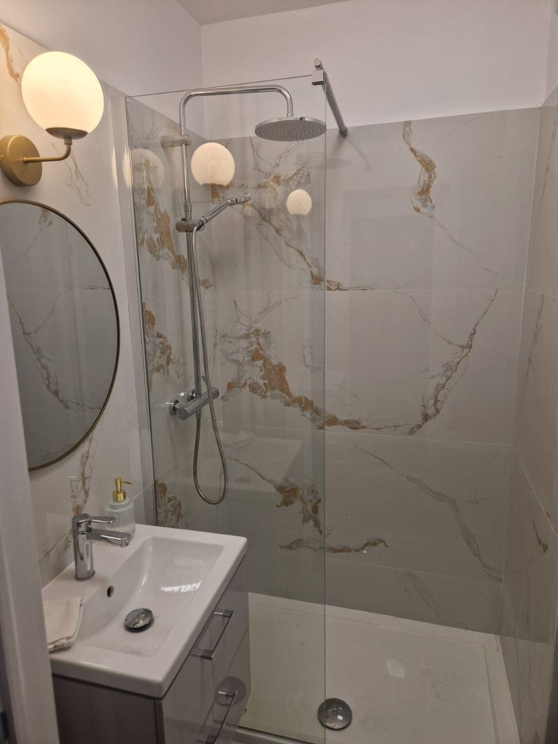 De Vanzare Apartament 2 Camere Unirii - Cocor sector 3 - Poză 5