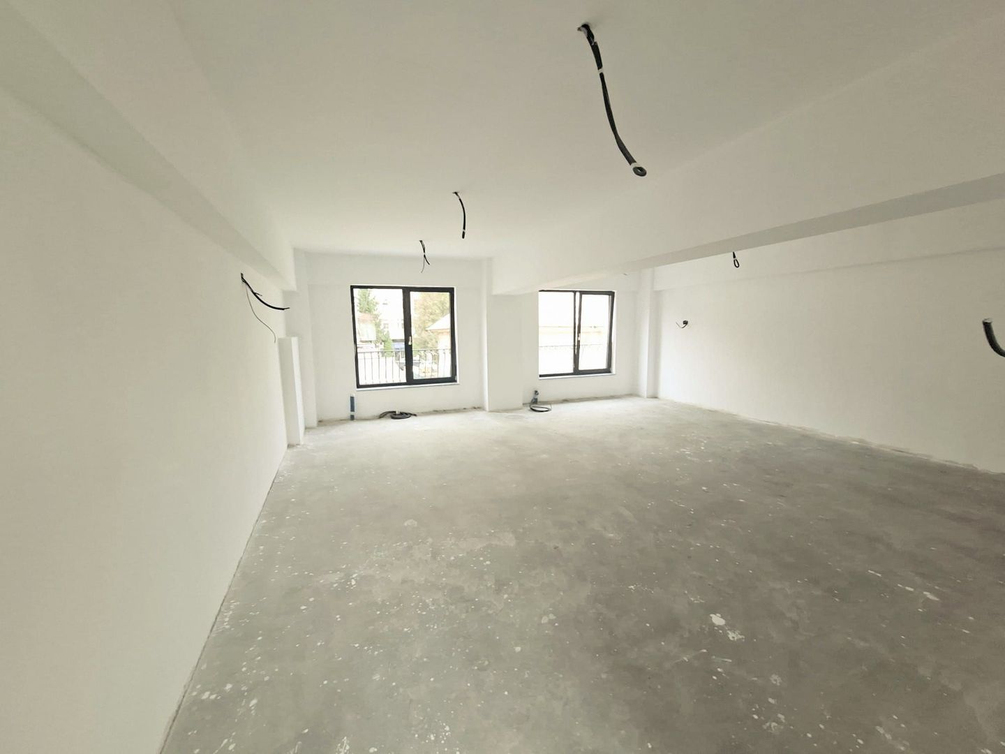 🏢 DE ÎNCHIRIAT | Clădire Premium 750 mp | Ultracentral Bacău - Poză 13