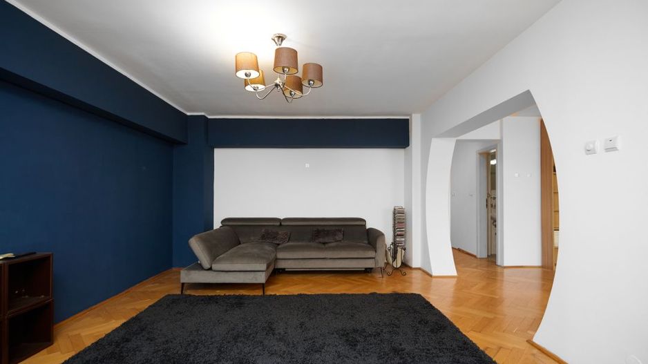 Apartament cu 3 camere de inchiriat, ultracentral, Pitesti - Poză 11
