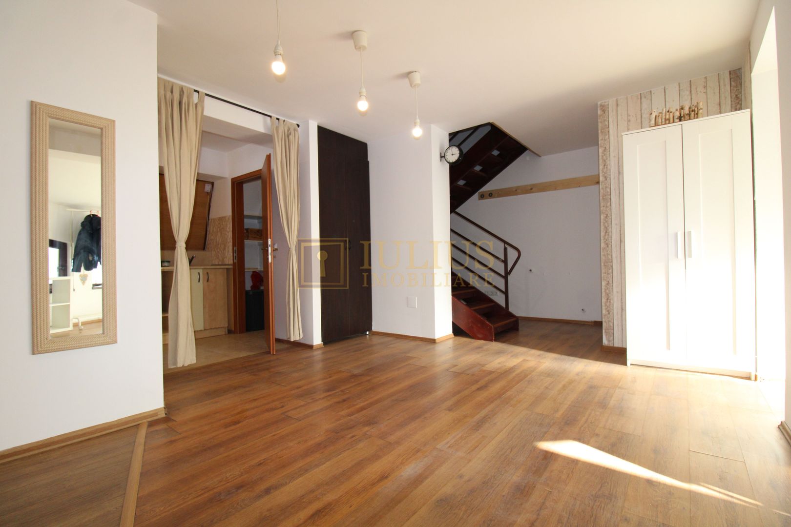 Braytim, casa ideala pentru activitati comericiale/birouri. - Poză 16