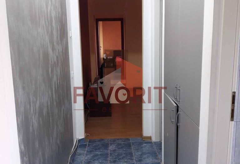 3 camere | recent renovat | zona excelenta | boxa la subsol | mobilat si utilat - Poză 15