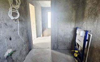 🏡 Vilă luminoasă, 4 camere, cu teren generos – Com. Plopu - Poză 46