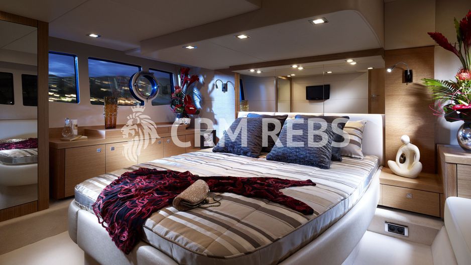 Apartament cu 4 camere de vânzare în zona Armeneasca - Poză 1