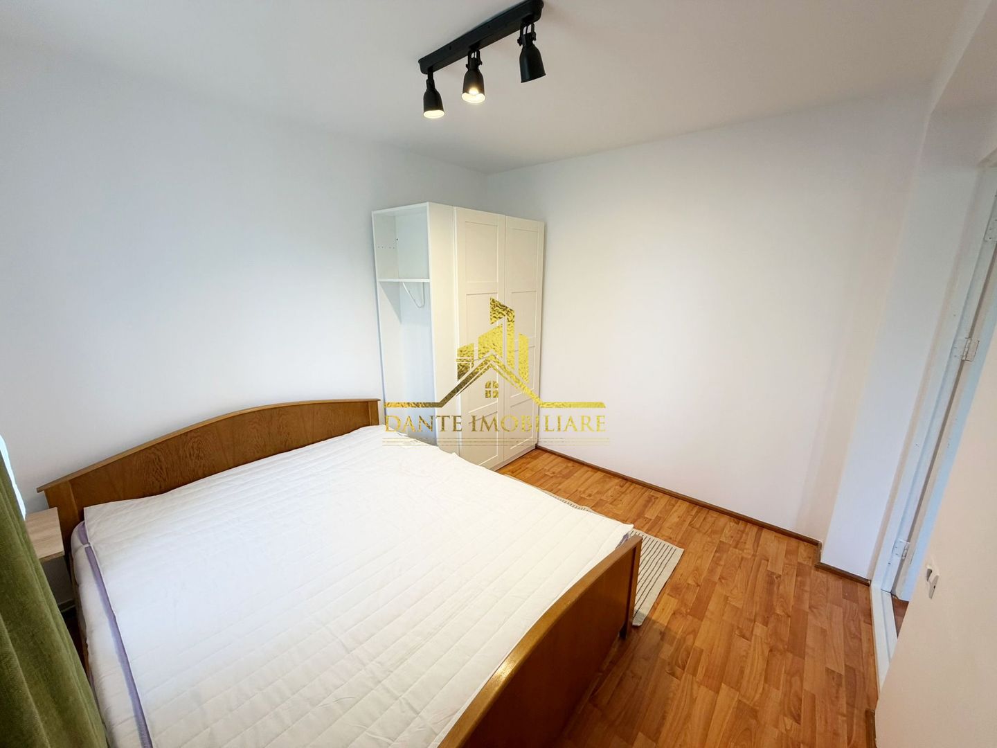 2 camere, modern, renovat, parcare, Andrei Muresanu, LIDL, Engels - Poză 1
