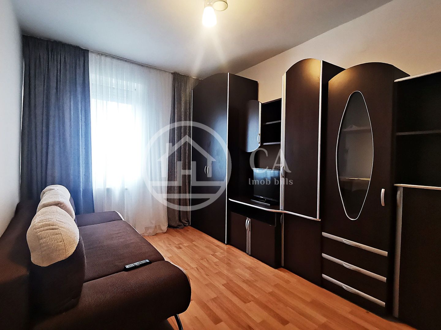 Apartament de vânzare cu 1 camera pe Calea Borșului, Oradea - Poză 2